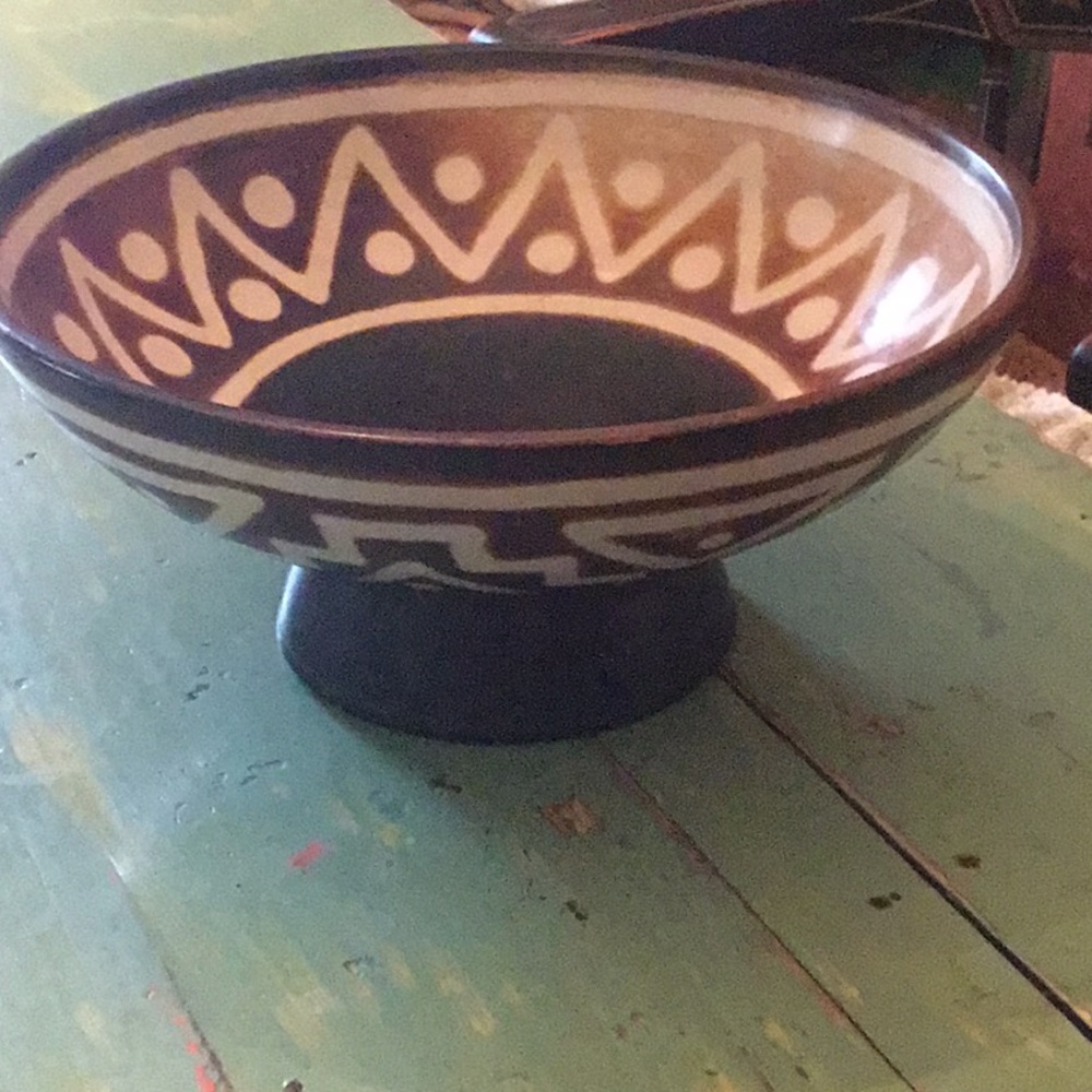 Artistic Ceramic Bowl with Tribal Design - NWT